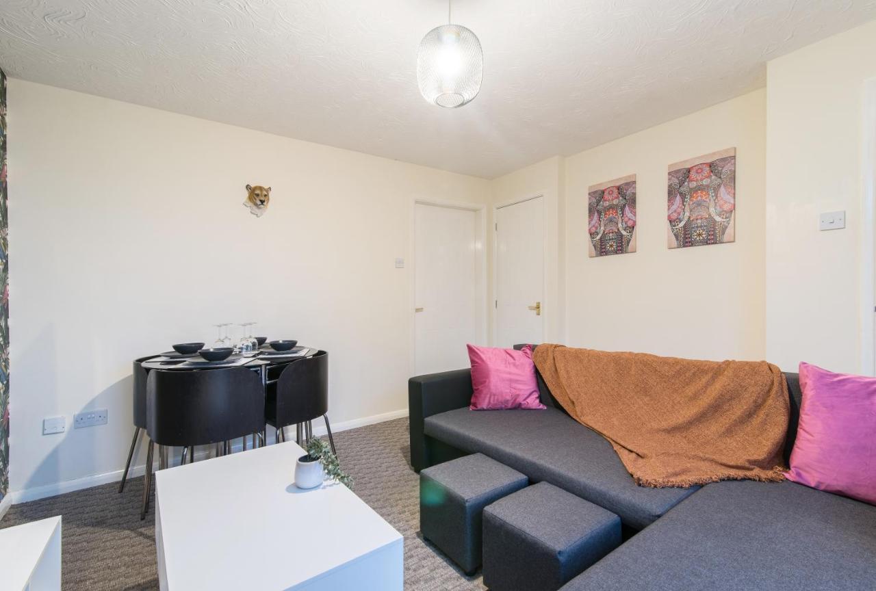 Coventry- Perchfoot 3 Bedroom Contractor And Pet-Friendly Spacious House By Sublime Stays Exteriér fotografie